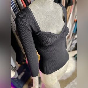 Lucy Paris Women’s Black Long Sleeve Ribbed Top. Size Small